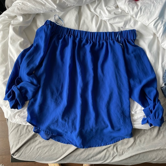 Off the shoulder top - Picture 4 of 4